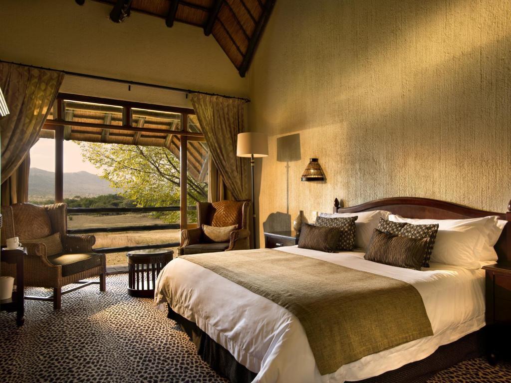 Pilanesberg and Sun City Tour Pilanesberg and Sun City Tour